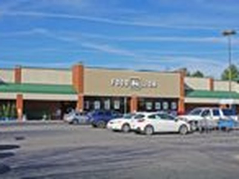 Retail property in Troutville, VA